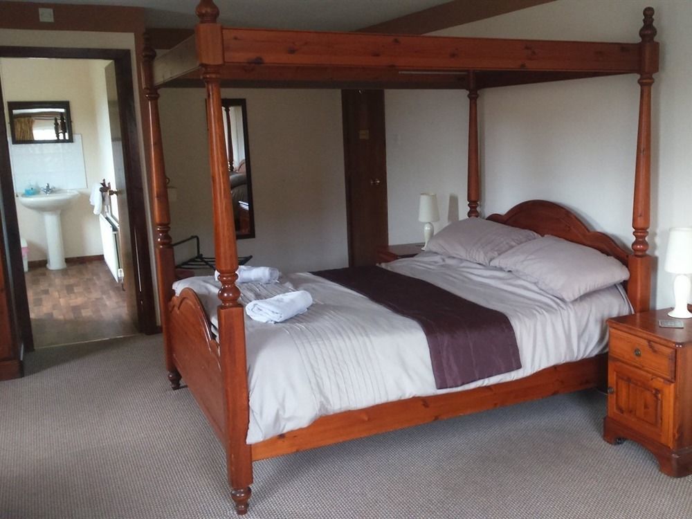 The Railway Inn Froghall Экстерьер фото